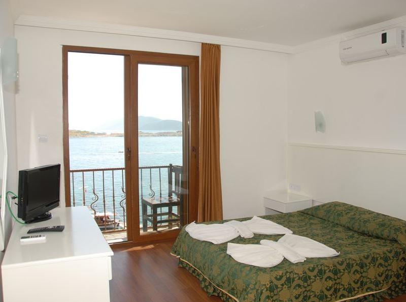 Akvaryum Beach Hotel