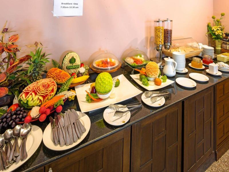 Tanawan Phuket Hotel