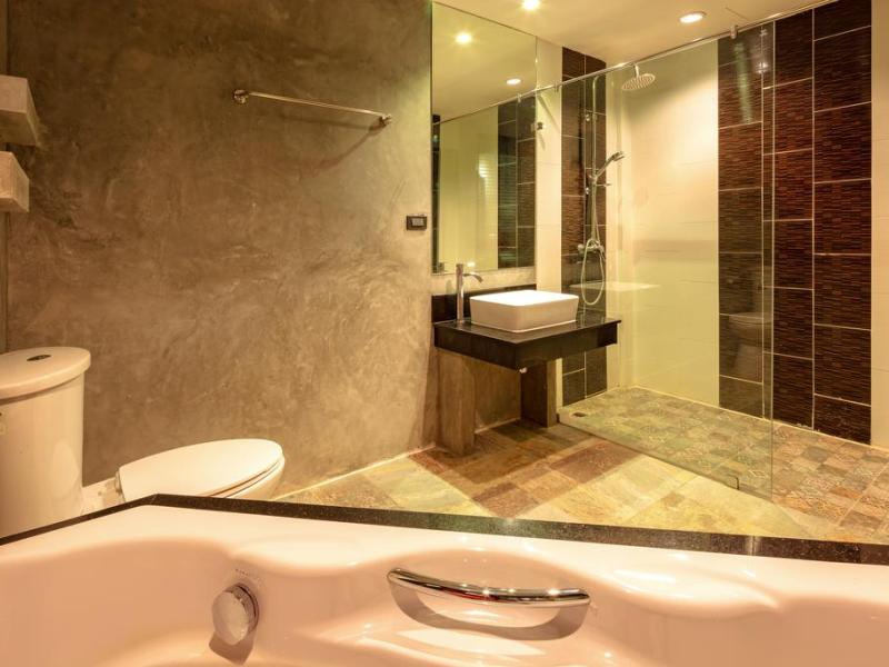 Tanawan Phuket Hotel