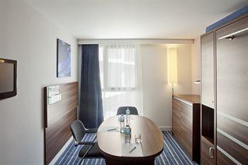 Holiday Inn Express Marseille Saint Charles