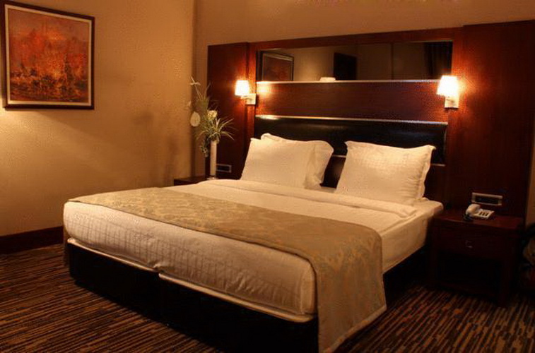 Dream Hill Asia Business Deluxe Hotel