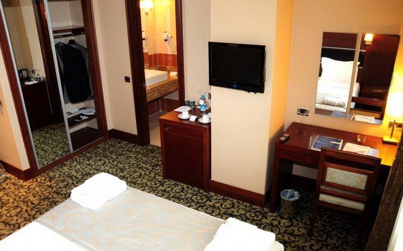 Dream Hill Asia Business Deluxe Hotel
