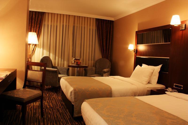Dream Hill Asia Business Deluxe Hotel