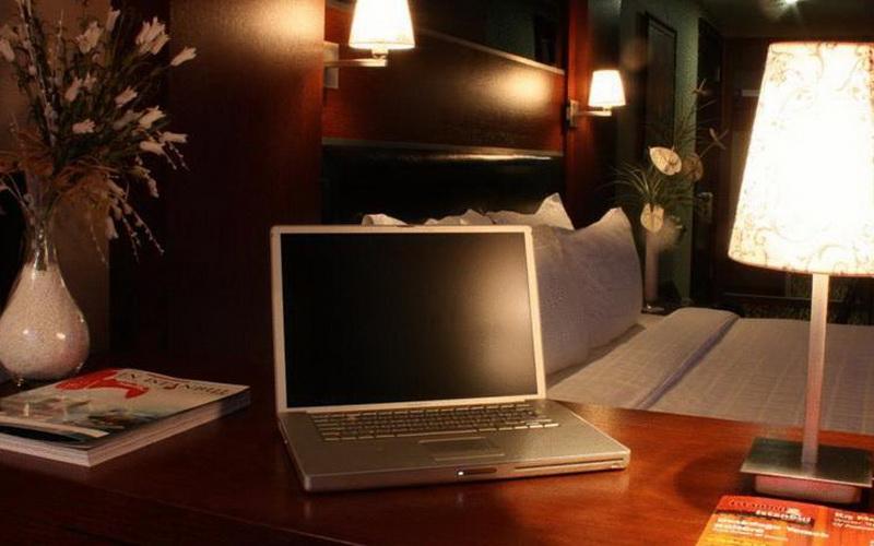 Dream Hill Asia Business Deluxe Hotel