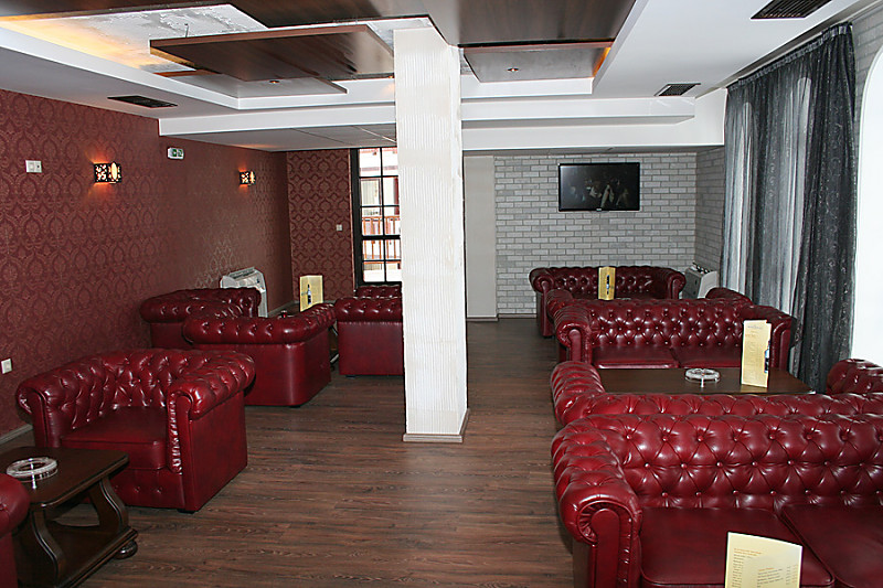 Grand Royale Apartment Complex & Spa