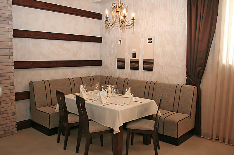 Grand Royale Apartment Complex & Spa
