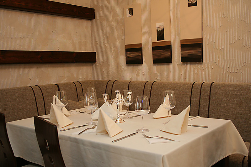 Grand Royale Apartment Complex & Spa
