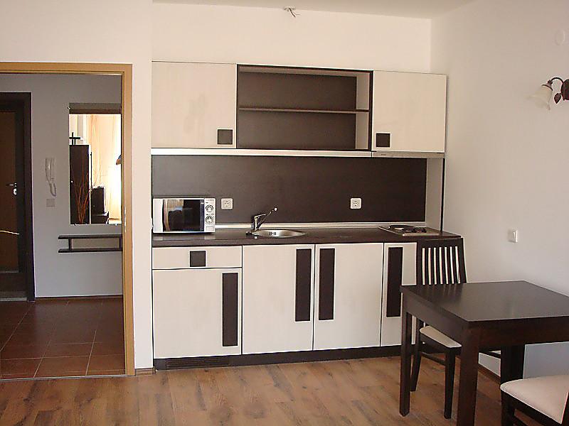 Grand Royale Apartment Complex & Spa