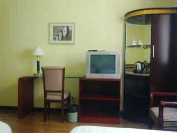 Fenglan Business Hotel