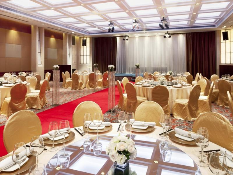 Crowne Plaza Century Park