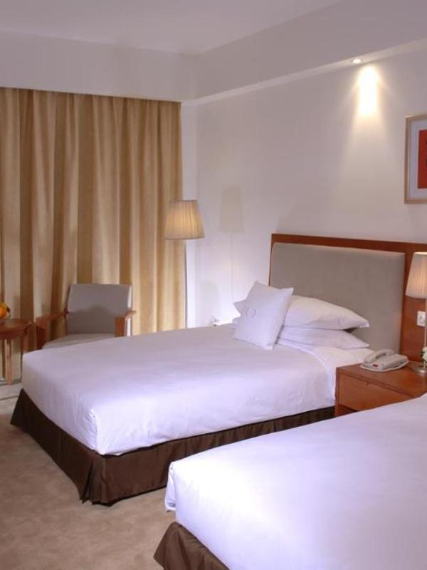 Gloria Plaza Hotel Kangqiao