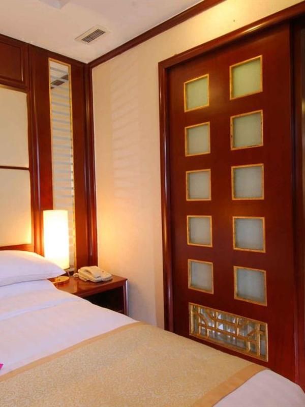 Golden Tulip Ashar Suites City Centre