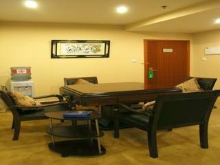 July Plaza International Hotel