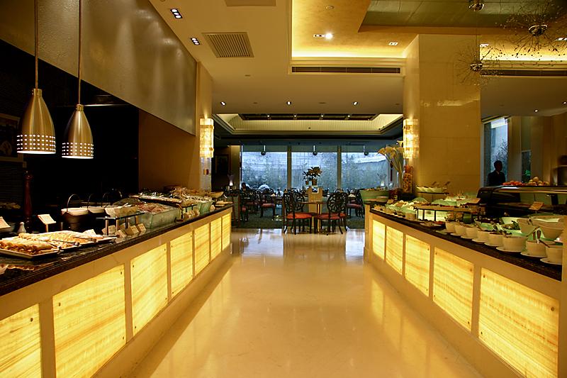 BEI Zhaolong Hotel