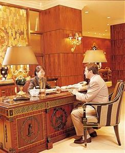 BEI Zhaolong Hotel
