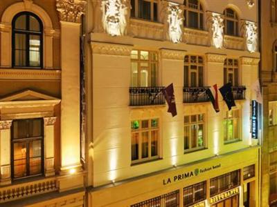 La Prima Fashion Hotel