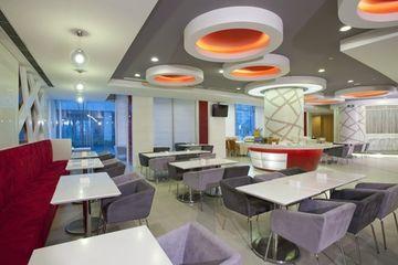 Holiday Inn Express Shanghai Sanlin