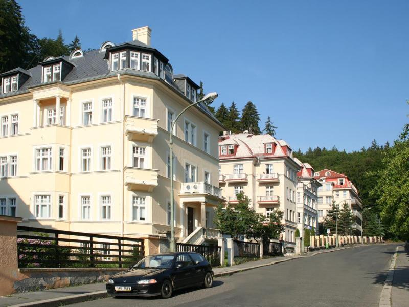 Lazenska lecebna Manes
