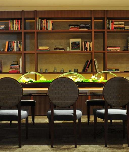 Les Suites Orient Hotel