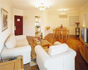 Metropark Service Apartment