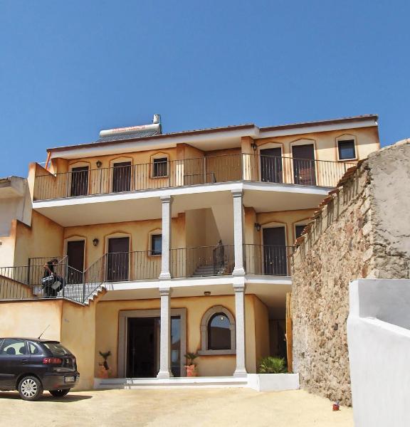 Hotel Sandalia
