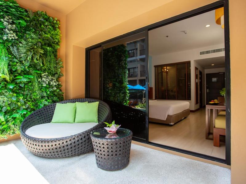 Deevana Plaza Krabi Aonang Hotel