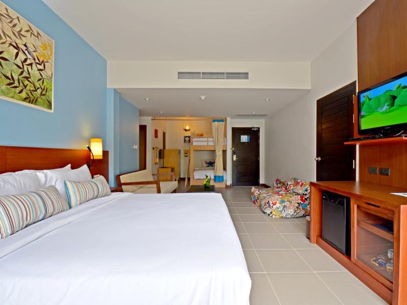 Deevana Plaza Krabi Aonang Hotel