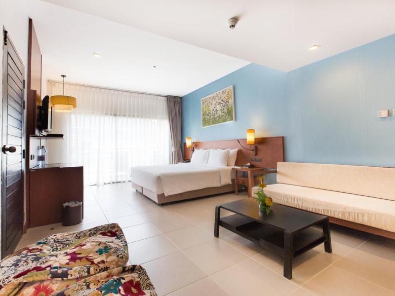 Deevana Plaza Krabi Aonang Hotel