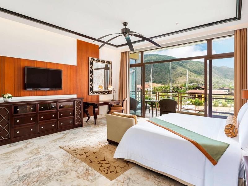The St. Regis Sanya Yalong Bay