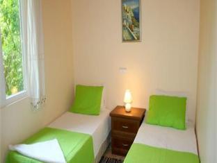 Canada Hotel & Bungalows