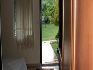 Canada Hotel & Bungalows