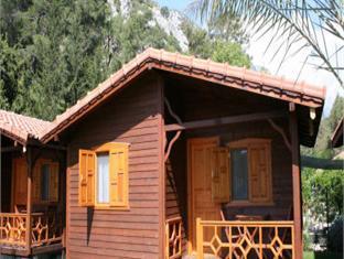 Canada Hotel & Bungalows