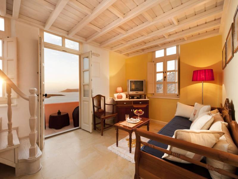 Nefeles Luxury Suites