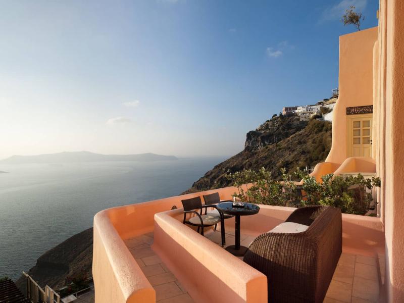 Nefeles Luxury Suites