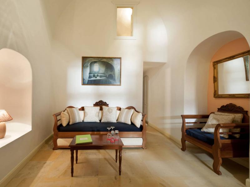 Nefeles Luxury Suites