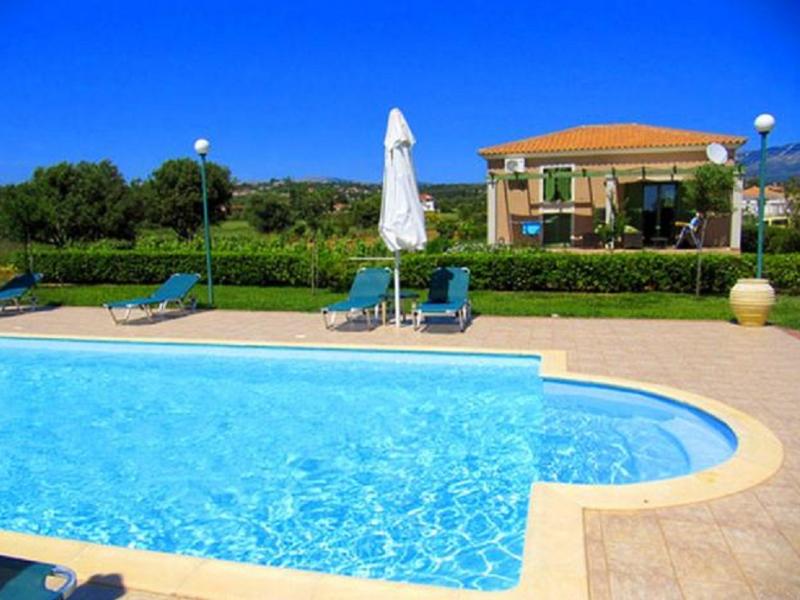 Monambeles Villas