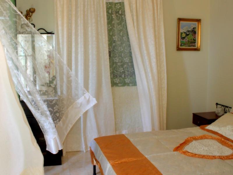Monambeles Villas