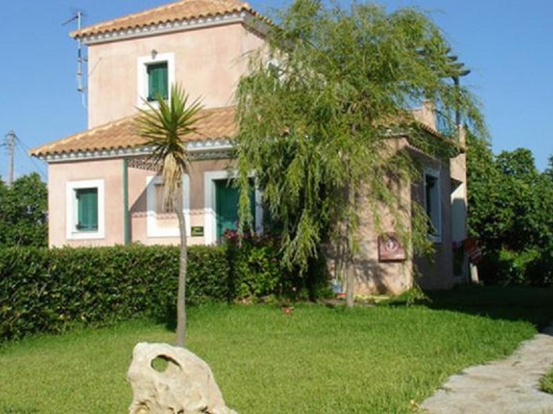Monambeles Villas