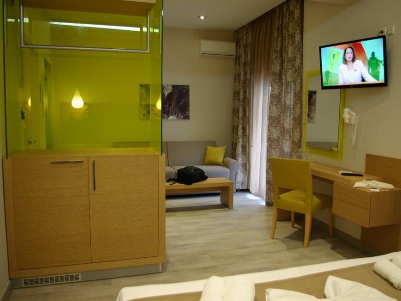 George Hotel