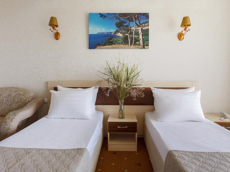 Sunmarinn Resort Hotel