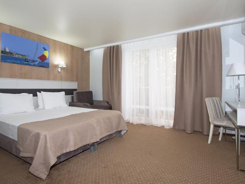 Sunmarinn Resort Hotel