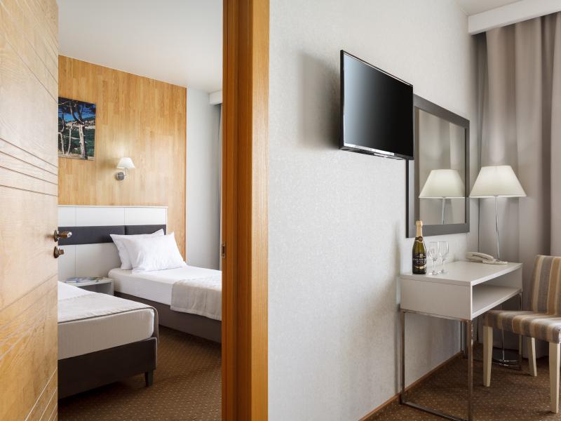 Sunmarinn Resort Hotel