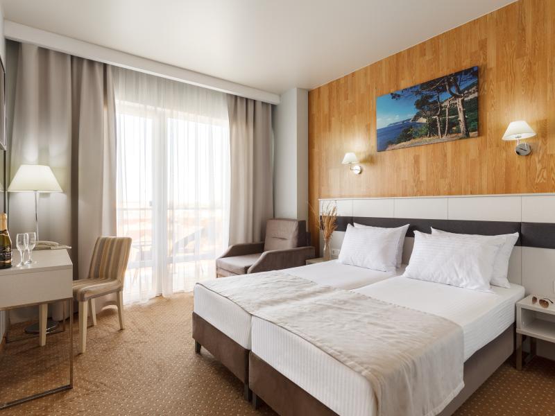 Sunmarinn Resort Hotel