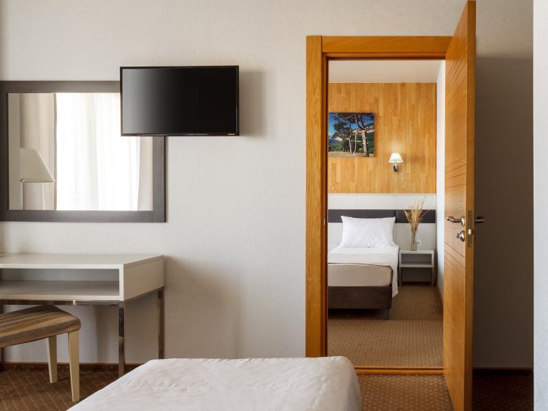 Sunmarinn Resort Hotel