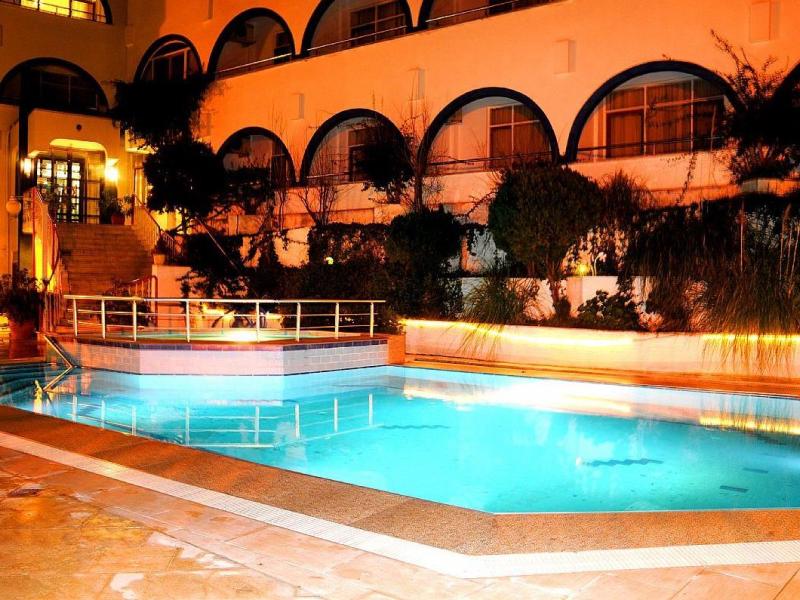 Ikont Hotel