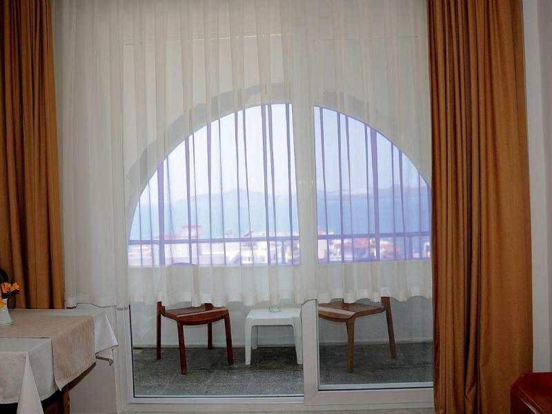 Ikont Hotel