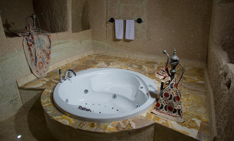 MDC CAVE HOTEL