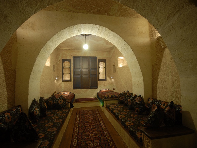 MDC CAVE HOTEL