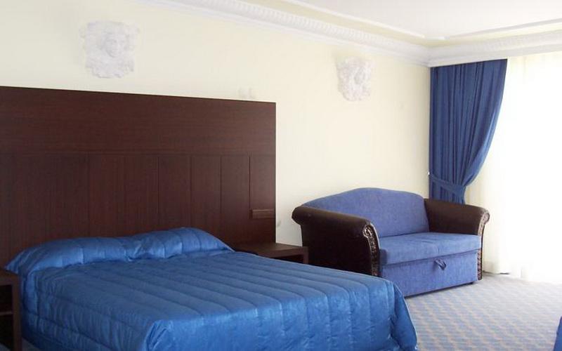 Temple Beach Hotel