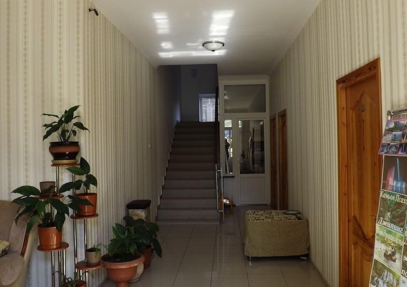 Частная гостиница Марта (Просвещения 138)